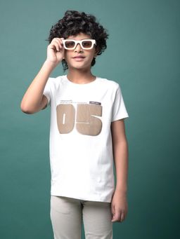 CRIMSOUNE CLUB - Boy's White Typographic Print T-Shirt