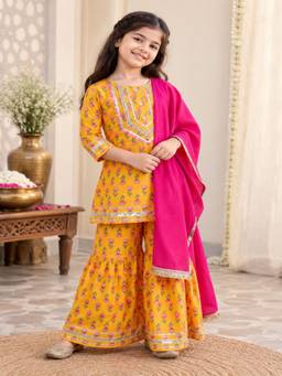 Rangi Saga - Girls Yellow Screen Print Kurta With Sharara And Dupatta ( Of 3)