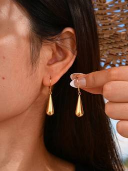 RACHIVA - 18K Gold Plated Leverback Hoop Earrings