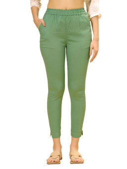 Bottoms.Love - Women Green Ribbed Solid Cigarette Pant