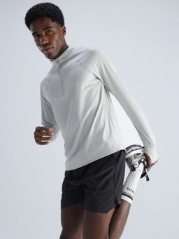 Cava Athleisure - White Athletic Quarter-Zip T-Shirt