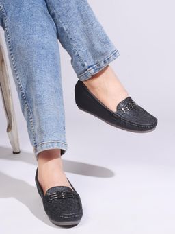 SHUZ TOUCH - Classic Black Comfort Loafers