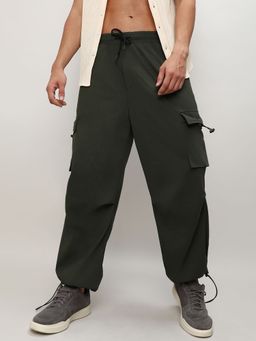 Campus Sutra - Mens Forest Green Solid Cargo Parachute Jogger