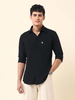 U.S. POLO ASSN. - Black Solid Cotton Tailored Fit Shirt