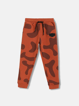 Blue Giraffe - Boys Rust Printed Straight Fit Sweatpant