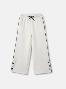 Blue Giraffe - Girls White Solid Mid-Rise Sweatpant