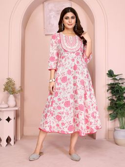 Rangita - Women Pink Cotton Floral Dress