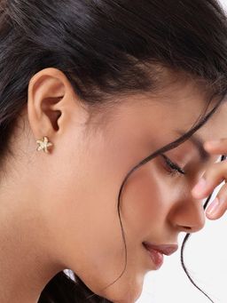 Carlton London - Gold Plated Pearl Starfish Stud Earring