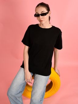 Bene Kleed - Women Solid Oversized T-shirt