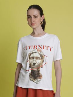 Bene Kleed - Women Typography Round Neck Cotton T-shirt