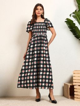 Deebaco - Black Check Heart Printed Viscose Squared Smocked Women Maxi Dress