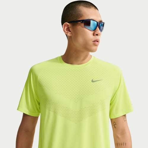 Nike Stride Men's Dri-FIT ADV Short-Sleeve Running Top