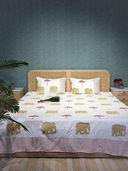 House of Gulab - White Super King Handblock Print Bedsheet With 2 Pillow Covers