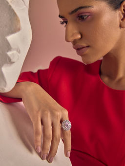 MISS JO - Pink Oval Halo Cocktail Ring