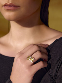 MISS JO - Yellow Twin Sapphire Princess Engagement Ring