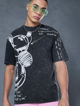 Bewakoof - Official Disney Men's Grey Mickey Smiling Graphic Printed Oversized Acid Wash T-shirt