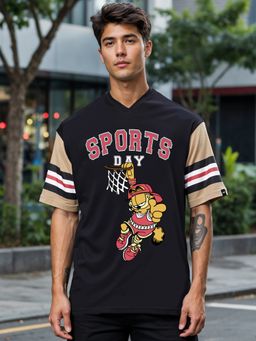 Bewakoof - Official Garfield Men's Black Sport Day Graphic Printed Oversized T-shirt