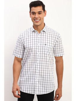 Allen Solly - Men White Slim Fit Checks Half Sleeves Casual Shirt