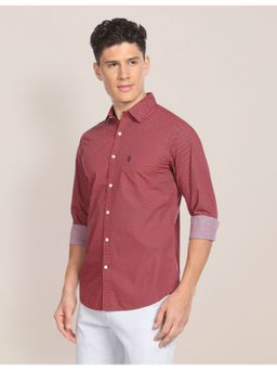U.S. POLO ASSN. - Spread Collar Geometric Shirt