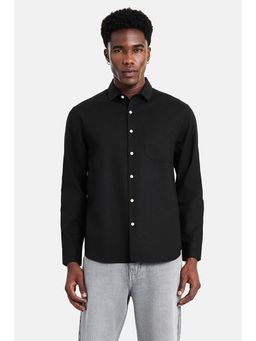 Snitch - Black Textured Full Sleeves Regular Resort/Vacation Shirt for Men