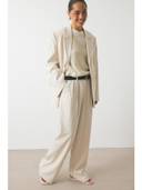 Beige color option, Currently selected