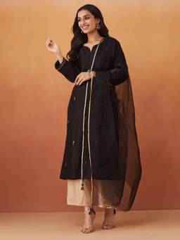 Fabindia - Black Cotton Silk Slim Fit Embroidered Kurta With Dupatta (Set of 2)