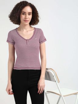 Tommy Hilfiger - Womens Maroon Color T-Shirt