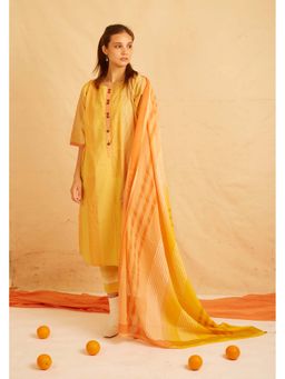 Banana Labs - Women Banana Yellow Striped Dupatta