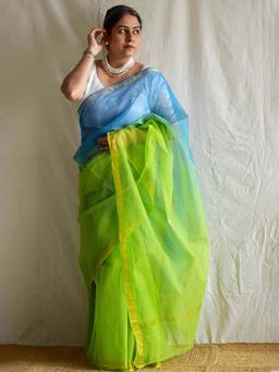 Sundarii - Women's Green Khushnuma Kota Doria Saree without Blouse