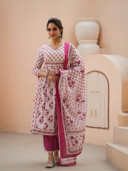 Rain & Rainbow - Women Pink Floral Pure Cotton A-Line Kurta with Solid Pant & Dupatta (Set of 3)