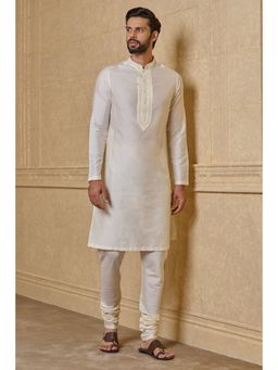 TASVA - Ivory Embroidered Mandarin Neck Thread Work Kurta with Churidar