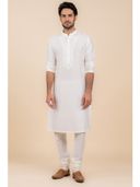 White color option, Currently selected