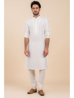 TASVA - White Embroidered Mandarin Neck Thread Work Kurta with Churidar
