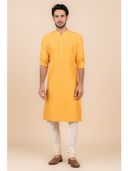 Yellow color option, Currently selected