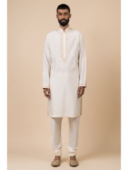 TASVA - Ivory Embroidered Mandarin Neck Thread Work Kurta with Churidar