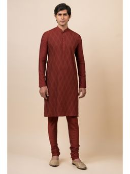 TASVA - Maroon Textured Mandarin Neck Woven Kurta with Churidar