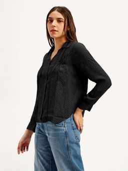 Levi's - Black Women's Textured Spread Collar Shirt