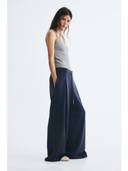 Navy Blue color option, Currently selected