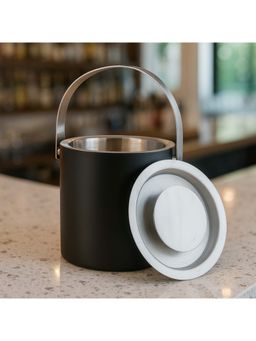 BlackCarrot - Black Ice Bucket