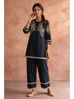 HERITAGE - Black Floral Embroidered Cotton Kurta and Pant