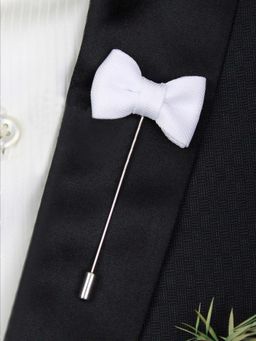 PELUCHE - The Graceful Bow White Brooch Lapel Pin For Men