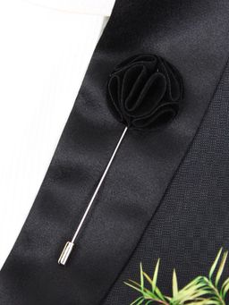 PELUCHE - The Dahlia Flower Black Brooch Lapel Pin For Men