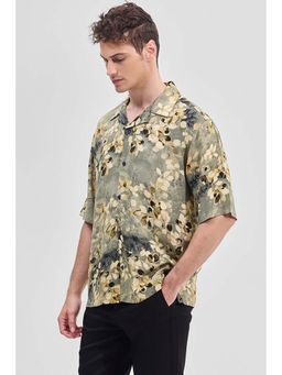 Snitch - Olive Floral Abstract Printed Half Sleeves Boxy Casual Shirt for Men