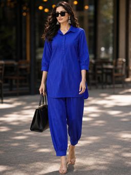 Gahan - Womens Blue Handloom Woven Cotton Kurta with Pant