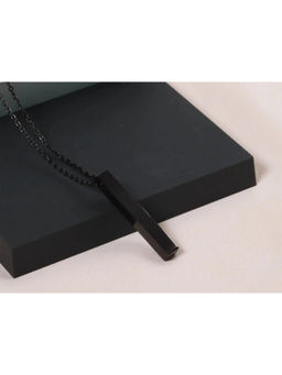 Salty Alpha - Giles Black Necklace