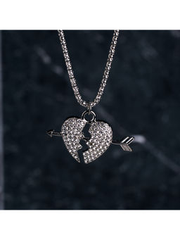 Salty Alpha - White Cupid Arrow Necklace