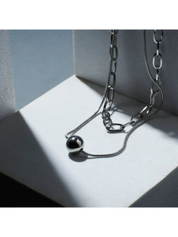 Salty Alpha - Gentle Drape Silver Necklace