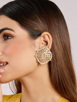Azai by Nykaa Fashion - Gold Diamond Shaped Kundan and Pearl Festive Stud Earrings