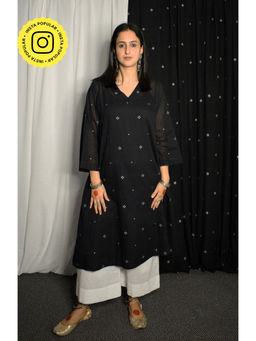 HOUSE OF MOXA - Black Jamdani Phiran Kurta With Slip (Set of 2)