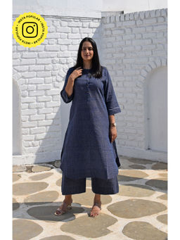 HOUSE OF MOXA - Handwoven Checks Navy Blue Kurta And Wide-legged Pyjama (Set of 2)